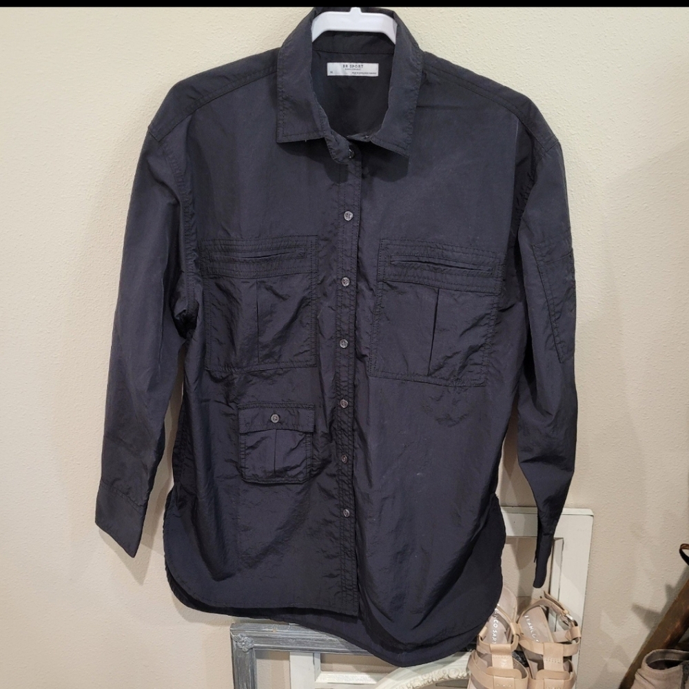 Banana Republic Sport Womens M. Oversized utility Parachute Tunic Black‎